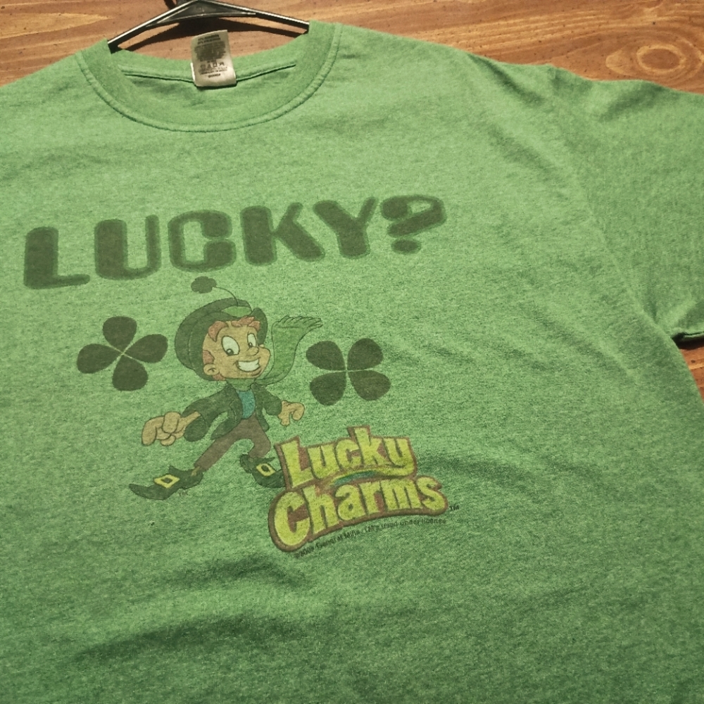LUCKY CHARMS T-SHIRT - Large // Leprechaun Green Cereal Brand tee shirt green